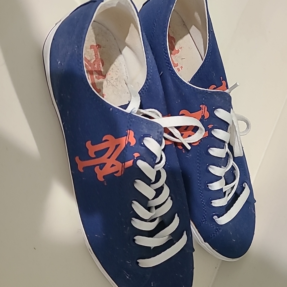 Men's Size 11.5 NY METS sneakers